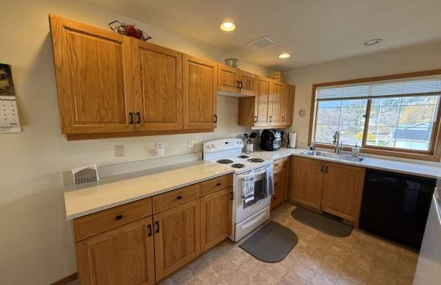 217 East Parkway Drive - 1 Gallery 4