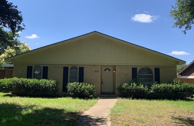 1424 Waterton Drive - 1424 Waterton Drive, Plano, TX 75023