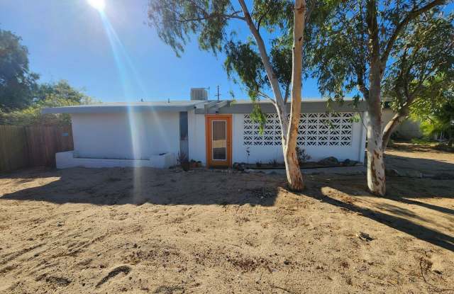 Fully Furnished 2 Bed 1 Bath photos photos