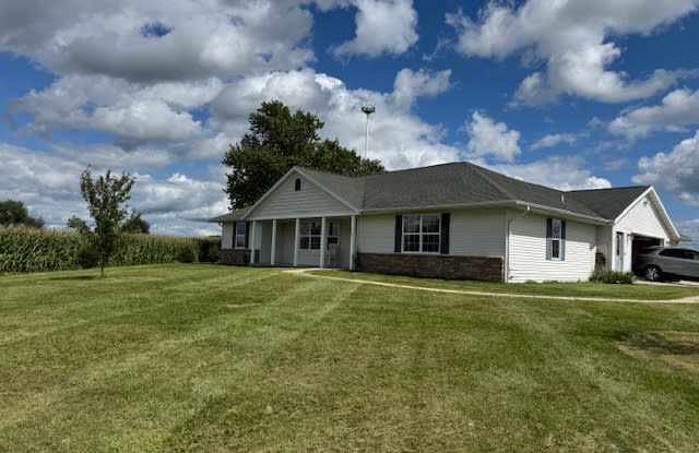 4600 East Maple Lane Road - 4600 East Maple Lane Road, Rock County, WI 53546