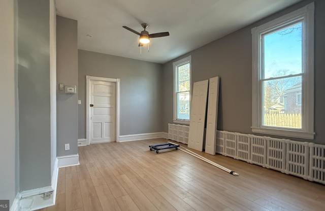 7827 MONTGOMERY Avenue unit: Studio 1A photos photos