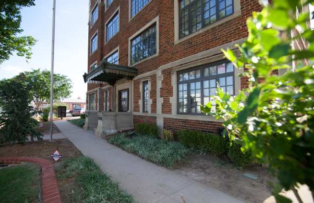 1315 N Broadway Place photos photos