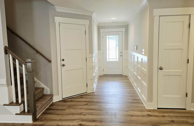 574 Long Grass Drive Gallery 3
