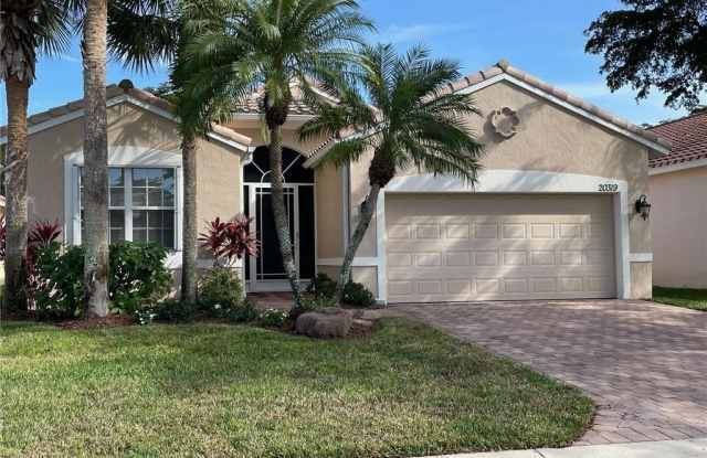 20319 Castlemaine Ave lot: 423 photos photos
