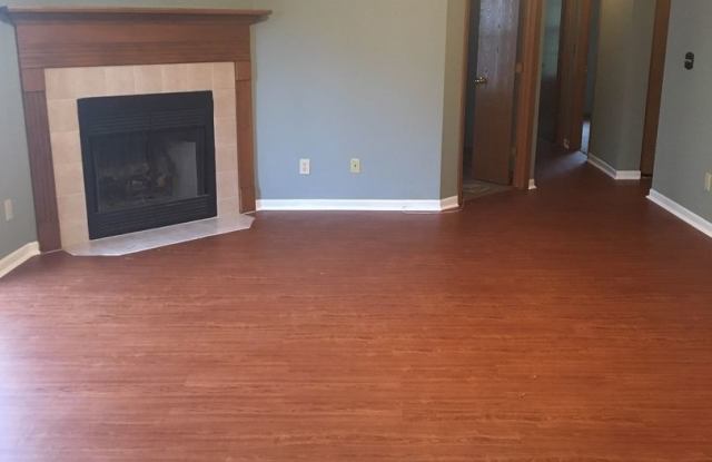 4943 Peony Place Gallery 4
