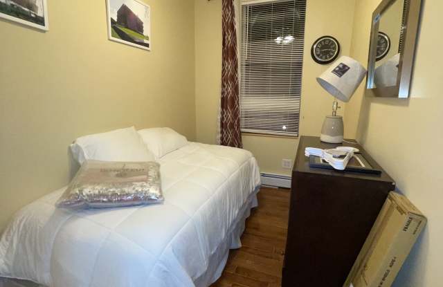 611 Linwood St photos photos
