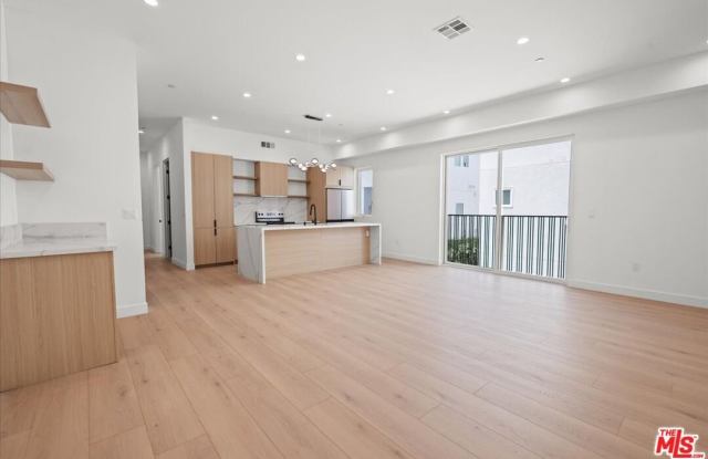 5214 Satsuma Ave photos photos
