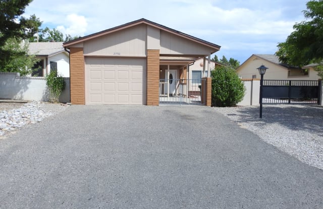 2756 Panoroma Heights Dr SE - 2756 Panorama Heights Dr SE, Rio Rancho, NM 87124