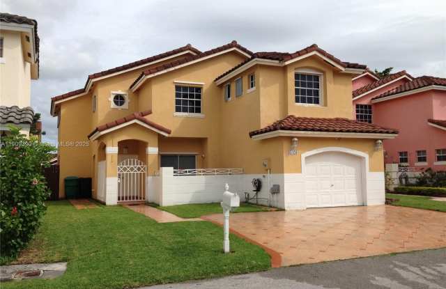 15428 SW 50th Ter - 15428 Southwest 50th Terrace, Kendall West, FL 33185