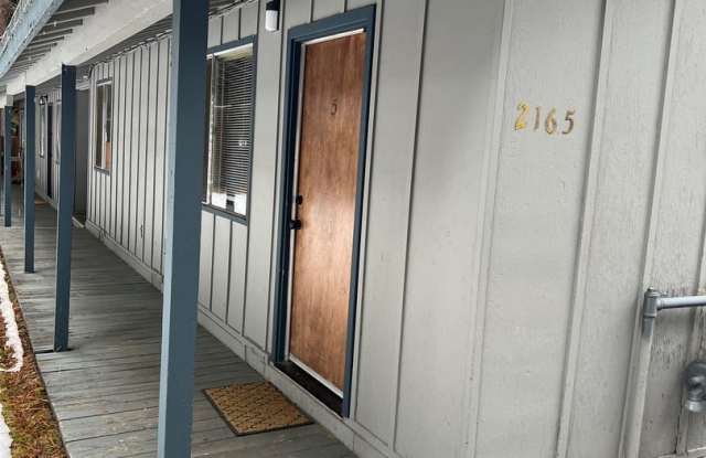 Cute 1Bd apartement in a 7 plex property! Call and inquire today! photos photos