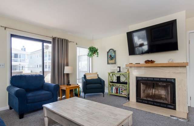 (W084) 13 East Henderson Street, Unit 2, Wrightsville Beach, NC 28480 Gallery 3