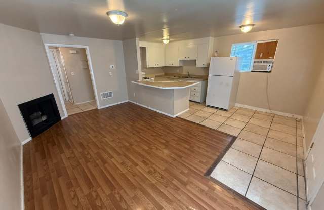 196 4 Plex photos photos