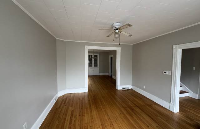 121 West John Street Gallery 2