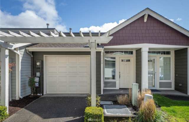 Tacoma Condo - 2109 Tacoma Court, Tacoma, WA 98405