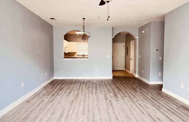 5825 Catalina Drive photos photos