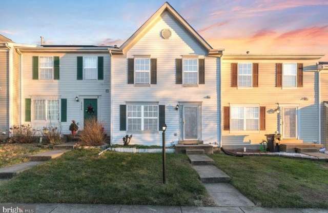 17368 SLIGO LOOP - 17368 Sligo Loop, Cherry Hill, VA 22026