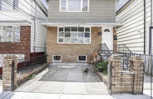24 Kingsland Ave - 24 Kingsland Avenue, Harrison, NJ 07029