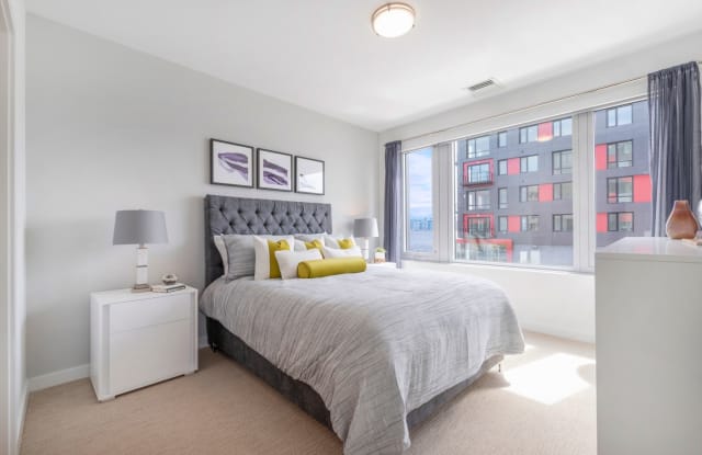 Clippership Apartments on the Wharf Gallery 3