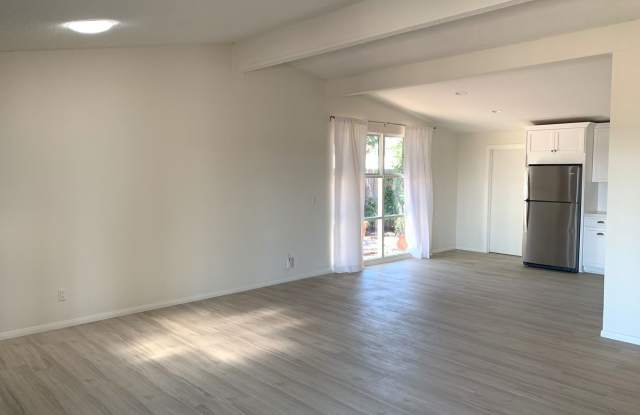 6641 Maury Dr Gallery 2