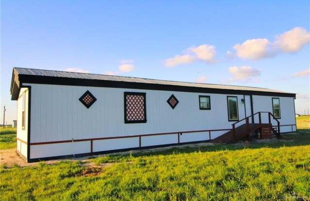 4712 Mile 11 Road N Gallery 3