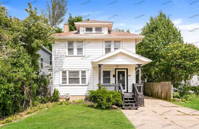 805 Woodland Avenue photos photos