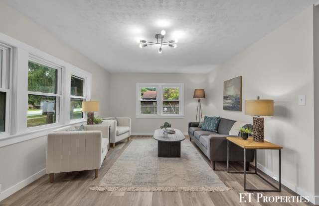 3962 Ivanrest Avenue SW Gallery 4