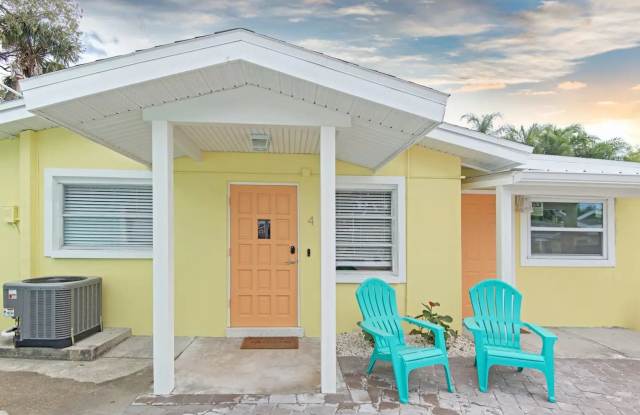 Lisa's Court LLC photos photos