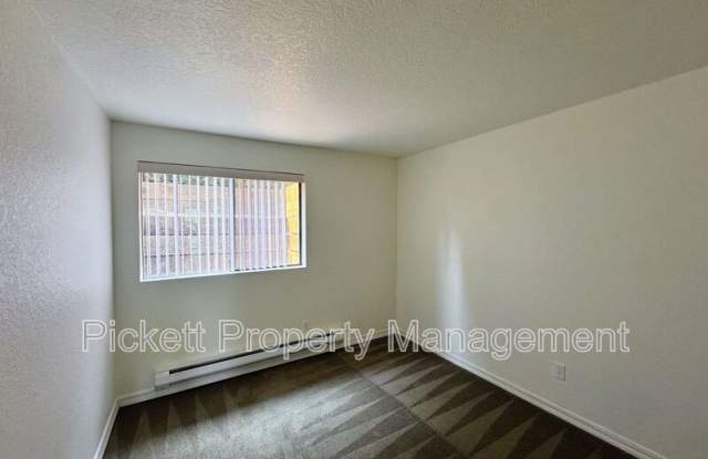 1700 W Sunn Fjord Ln Gallery 4