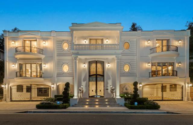 1455 Robmar Gallery 2