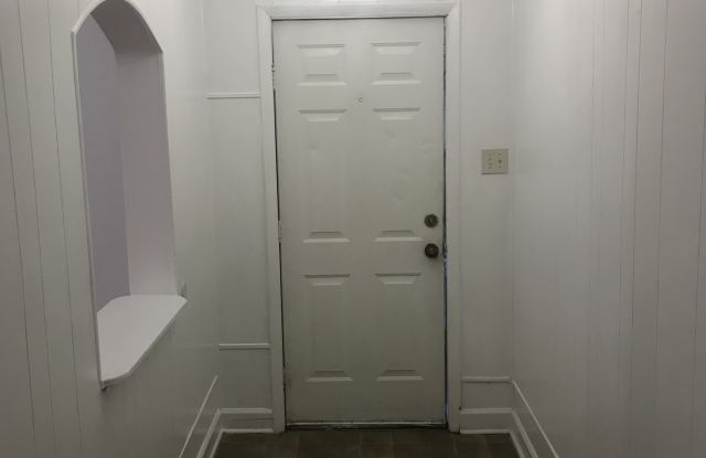 224 Wayne Avenue Gallery 3
