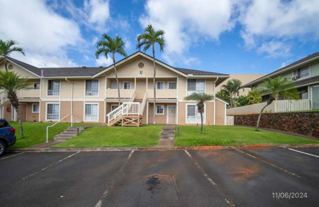 2Bd,2Ba,1Pkg in Waipio Uka - $2700 -Must See (Waipahu) - 94-1469 Waipio Uka Street, Waipio, HI 96797