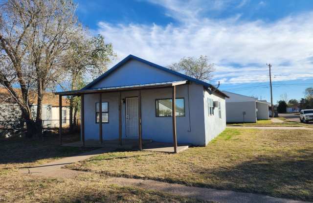 2 bedroom / 1 bath, W/D connections photos photos