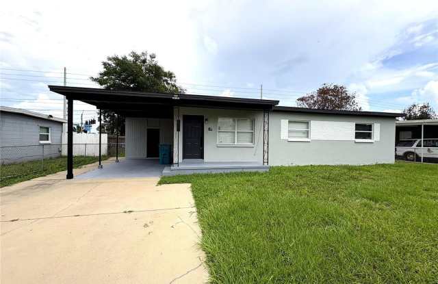 821 S SOLANDRA Drive Gallery 2
