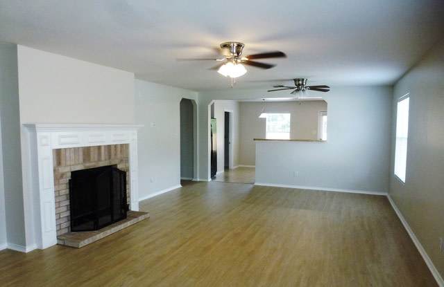 16714 Retama Crown Gallery 3