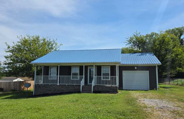Close to I-24 and Fort Campbell Gallery 1