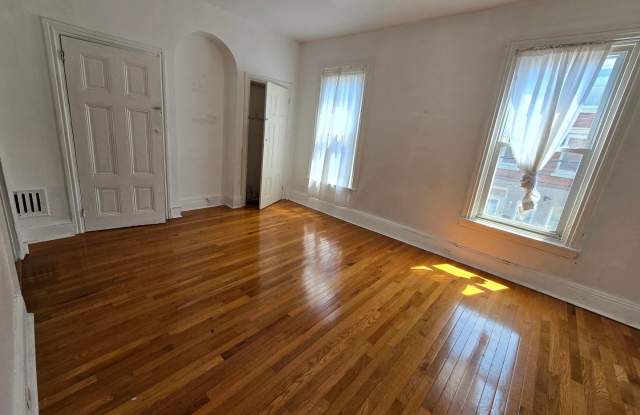 Bright 3 bed 1 bath! photos photos