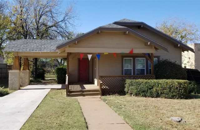 132 Sayles Boulevard photos photos