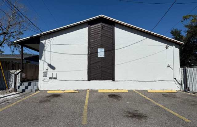Available Now! - Renovated 2-Bedroom 2-Bath Apartment in Pinellas Park, FL - 5401 65th Avenue North, Pinellas Park, FL 33781