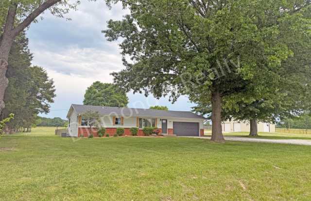 5 Acres!! Country Home with Shop Building & Spacious Yard Available! photos photos