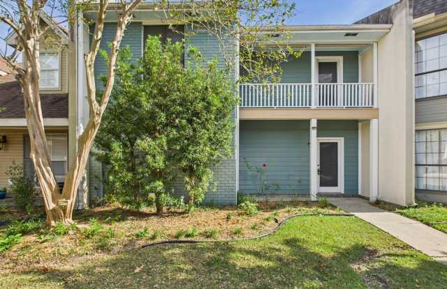 19 Courtyard Circle - 19 Courtyard Circle, Lafayette, LA 70508