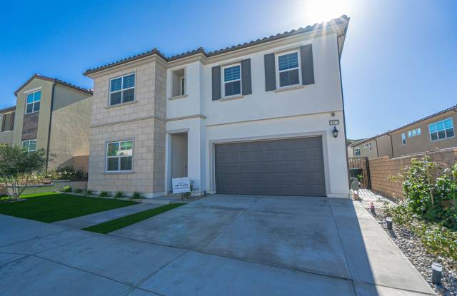 5-Bedroom Home with Loft in Gated Victoria at Plum Canyon! photos photos