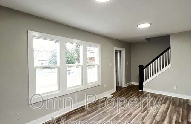 19241 Moenart Ave Gallery 3