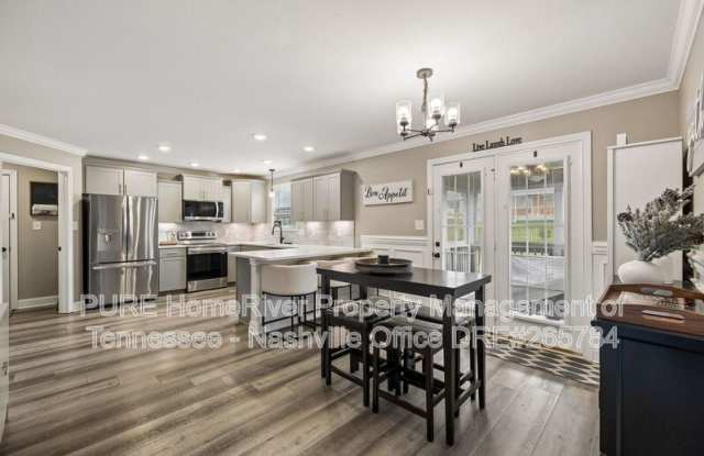 429 Crestwicke Ct Gallery 4