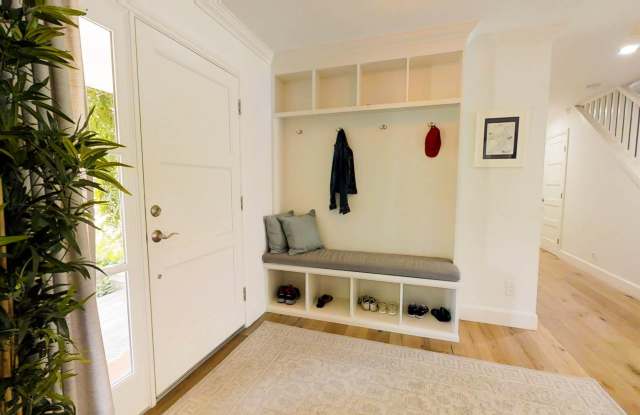 1581 Covington Avenue Gallery 3