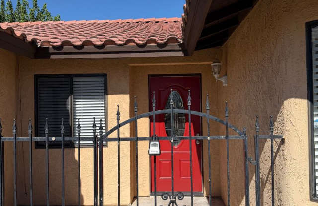 3 Bedroom in the community of Silver Lakes Gallery 3