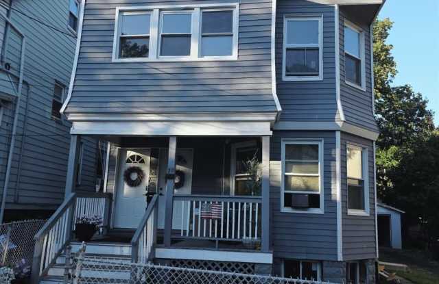29 Irving Avenue Gallery 1