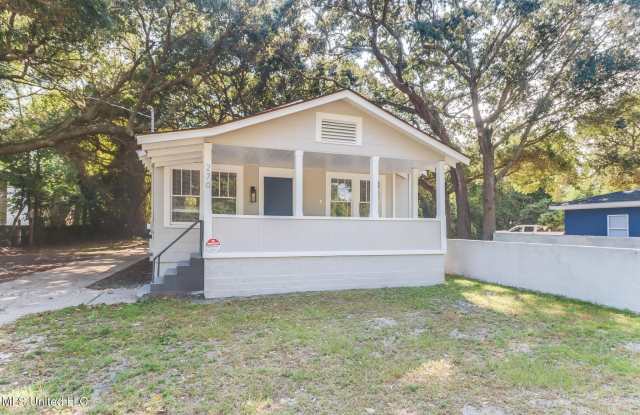 270 Mcdonnell Avenue - 270 Mc Donnell Avenue, Biloxi, MS 39531