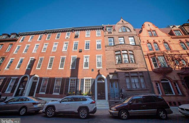 1927 SPRUCE Street unit: 2R photos photos