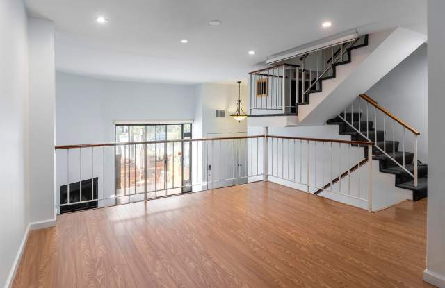 Light Filled 3-Story Townhome in Pool Community Gallery 1