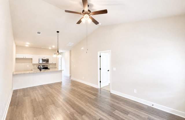 Love Where You Live! 2 Bedrooms, 2 Baths Coming Late October! Gallery 3